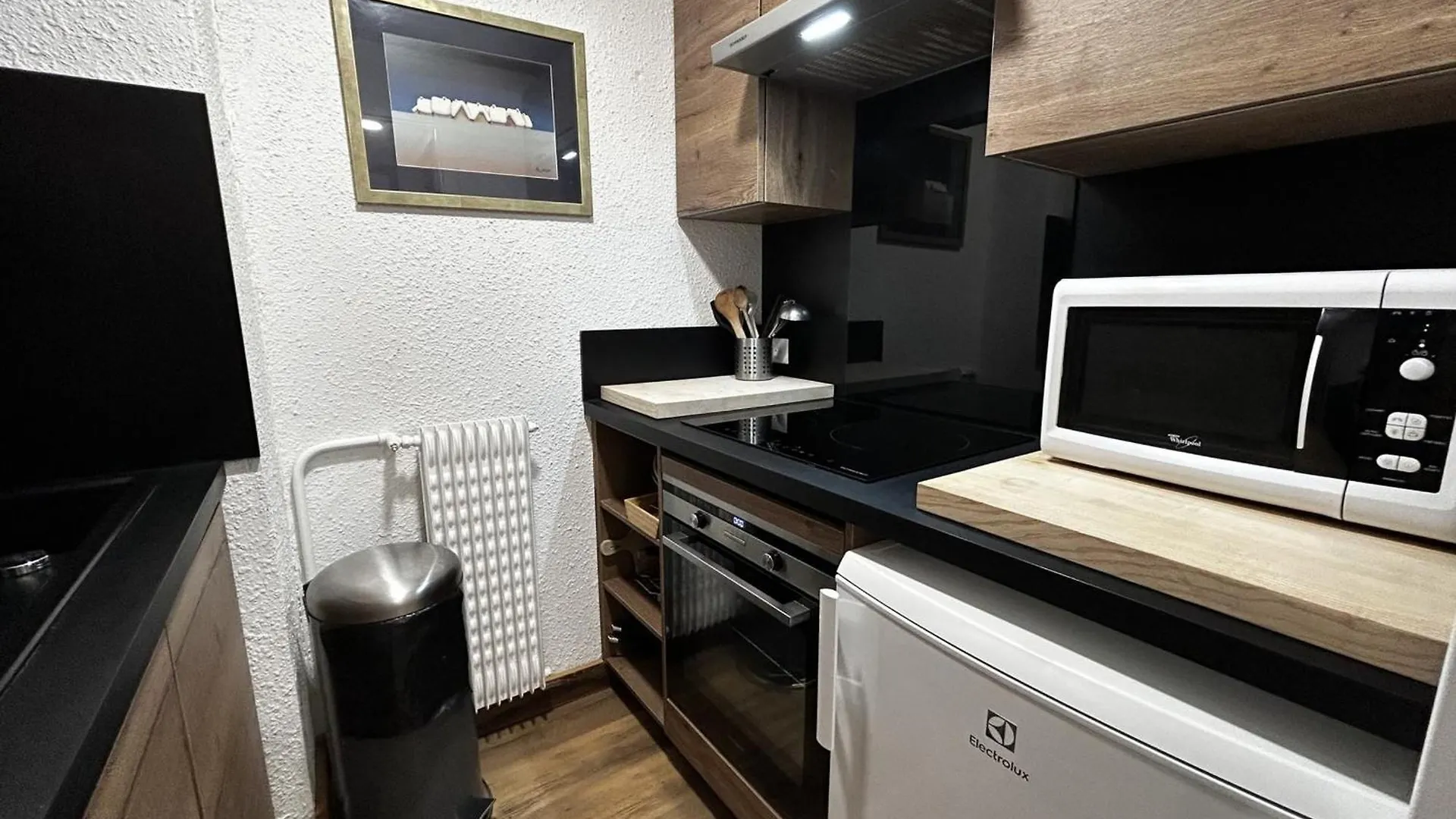 Appartement Au Pied Des Pistes Pour 4 Pers, Balcon Sud, Centre Des Menuires, Proche Commerces - Fr-1-452-184 Saint-Martin-de-Belleville 0*,  France